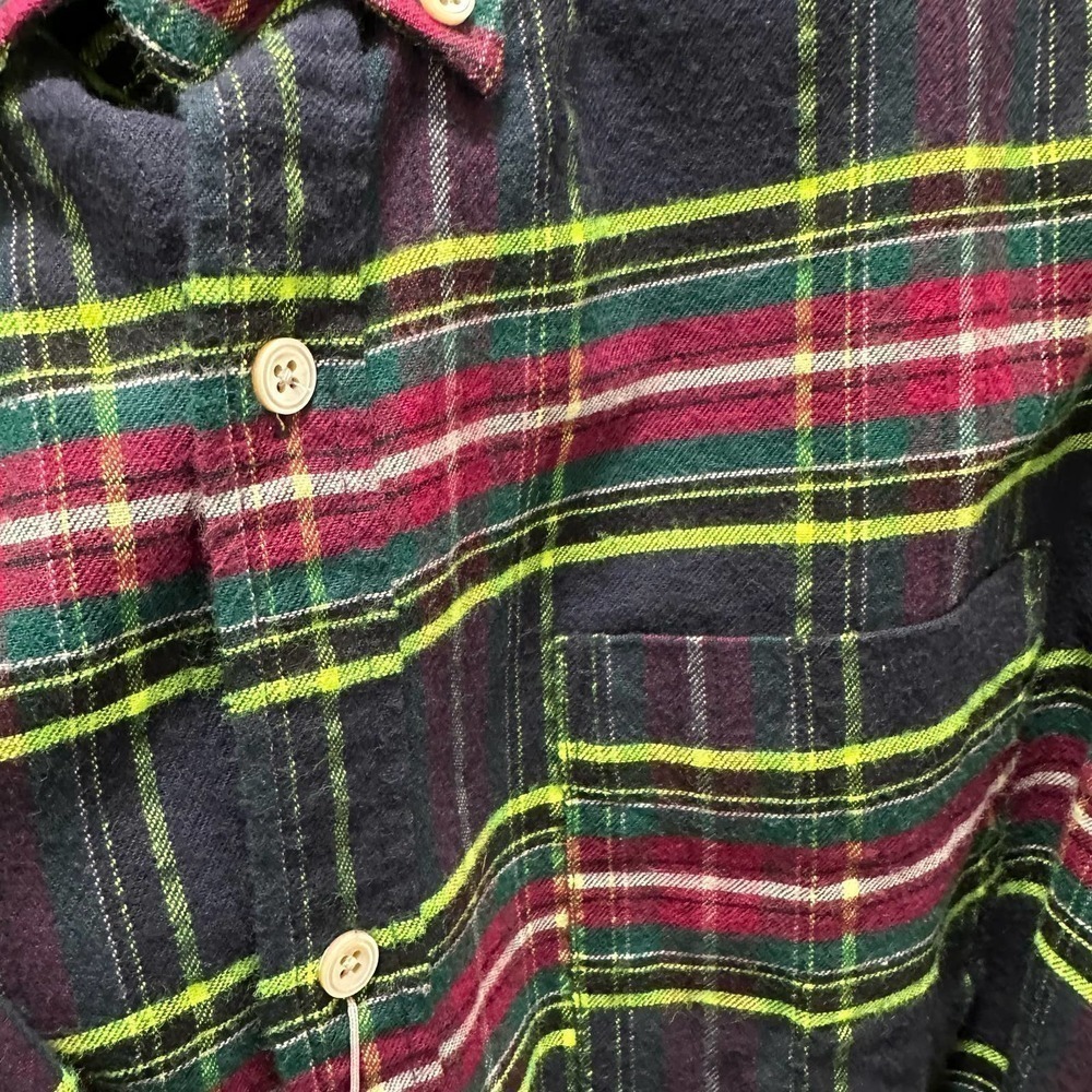 🔥FLASH SALE🔥
No Nationality Plaid button down shirt - Picture 8 of 8